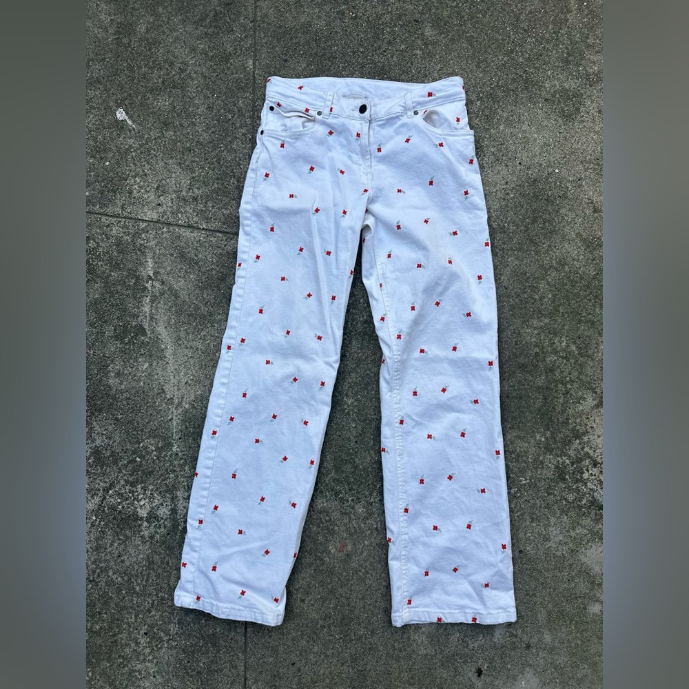 White Jeans with Ditsy Floral Embroidery